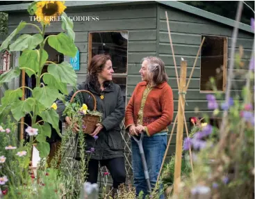  ??  ?? Above: Louise getting tips from allotment enthusiast Maggie Ferguson.Bottom: John Macfie teaching children gardening skills.Bottom right: Lucie McKenzie exhibiting carrots at the show.