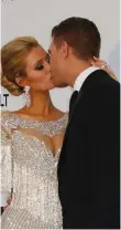  ?? /SHOWBIZ ?? Paris Hilton y Chris Zylka.