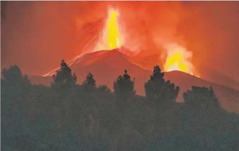  ?? // ABC ?? El volcán de La Palma continúa con actividad eruptiva