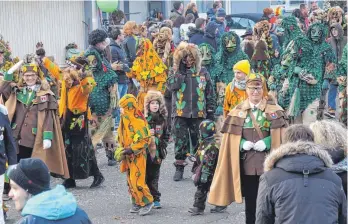  ?? FOTO: SZA ?? Zum Umzug laden die Schussenbo­le am Samstag nach Kehlen ein – vom Rhythmus her abseits ihrer runden Jubiläen, die die 1950 gegründete Zunft zünftig zu feiern weiß.