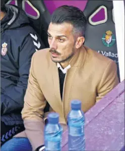  ??  ?? Rubén de la Barrera se mostró confiado ante la visita a Huesca.