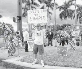  ?? JENNIFER LETT/SOUTH FLORIDA SUN SENTINEL PHOTOS ??