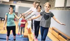  ?? RP-ARCHIVFOTO: RALPH MATZERATH ?? Im offenen Ganztag an der Winrich-von-Kniprode-Schule in Baumberg gibt es Spiel- und Sportangeb­ote.