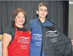  ??  ?? The 2018 Chopped Argyle champs April Cunningham (appetizers) and Vincent d’Eon (entrée and dessert) pose for a photo.