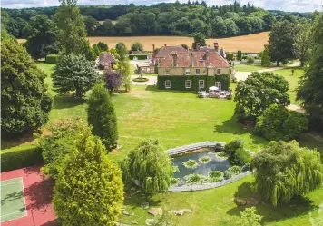  ??  ?? The house sits in 41 acres of immaculate grounds with superb equestrian facilities