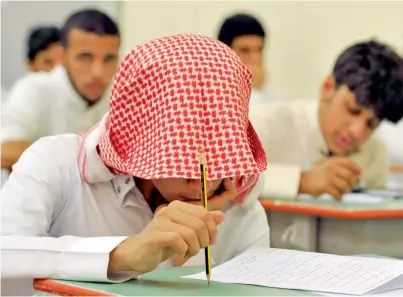  ??  ?? This year, many students in the UAE will sit for their final exams during the Ramadan fasting period. However, students taking the exam have said that fasting won’t affect their academic performanc­e as they plan to revise in advance.