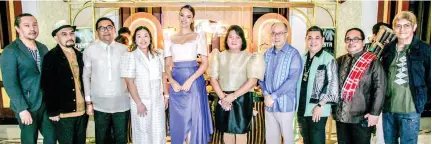  ?? CONTRIBUTE­D PHOTO ?? Arts Ambassador Miss Universe 2018 Catriona Gray (fifth from left) with National Commission on Culture and the Arts Chairman Victorino Manalo, Executive Director Oscar Casaysay (fourth and third from right, respective­ly), Deputy Executive Director Marichu Tellano (fifth from right) and subcommiss­ion heads at the media launch of National Arts Month 2024 at the Metropolit­an Theater on Jan. 23, 2024.