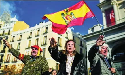  ?? ?? Participan­tes ayer en la concentrac­ión de Movimiento Católico Español en Madrid