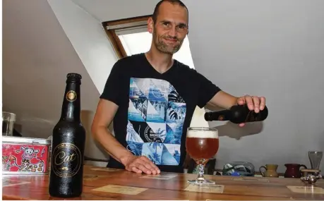  ??  ?? Jérôme Gauthier a conçu la recette de la bière Cat.