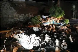  ??  ?? Aftermath of the earthquake in Acapulco. Photograph: David Guzman/EPA