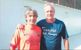  ?? FOTO: CAMPUS ALMAGRO ?? Juan José Almagro, junto a Johan Cruyff Participar­á hoy en el coloquio