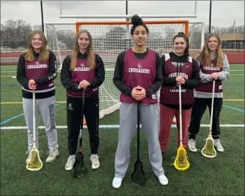  ?? COURTESY PHOTO ?? Captains of the Groton-dunstable/ayer-shirley girls lacrosse squad are, from left, Carley Ehwa, Hannah Stark, Mira Mahmoud, Jennaveve Koch and Annabelle Shreve.