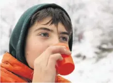  ?? ISTOCK ?? Heisser Tee kann auf lange Sicht schlimme Folgen haben.