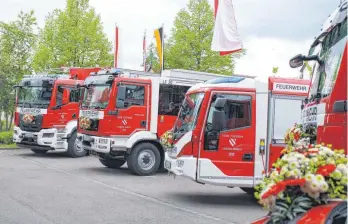  ?? FOTO: HOG ?? Vier der geweihten Fahrzeuge der Ehinger Stützpunkt­wehr.