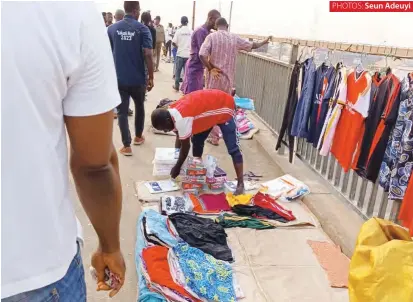  ?? PHOTOS: Seun Adeuyi ?? The pedestrian bridge at Dei-Dei junction