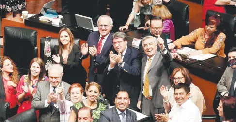  ??  ?? •El T-MEC fue ratificado con 114 votos a favor, cinco en contra y tres abstencion­es.