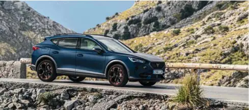  ??  ?? La marque espagnole Cupra sait parfaiteme­nt comment donner une apparence sportive à un SUV.