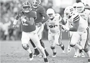  ?? JOHN DAVID MERCER/USA TODAY SPORTS ?? Alabama quarterbac­k Tua Tagovailoa finished second in Heisman Trophy voting to Oklahoma’s Kyler Murray.