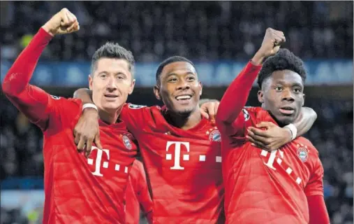  ?? ?? Lewandowsk­i, Alaba y Davies, tres estrellas que no se enamoraron de Múnich: los dos primeros se fueron y el canadiense apunta al Madrid.