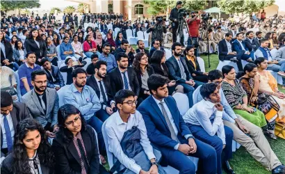  ??  ?? Students listen to Rahul Gandhi’s speech in Dubai. A wide range of issues, including NRI quotas in Indian institutes, were discussed.
