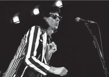  ?? Rick Diamond Getty Images ?? RIC OCASEK, seen performing in 1980, died Sunday at his New York home, surrounded by family. He was 75.