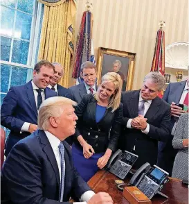  ?? [PHOTO PROVIDED] ?? Tulsa attorney Tom Winters, right, and other Christian leaders, meet July 10 with President Donald Trump in the oval office.