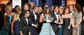  ?? —SCREENGRAB ?? Poliquit and business partner Jeanette Tan (3rd and 2nd from left) beside star Ben Platt and other cast members and producers of “Dear Evan Hansen” at the Tonys