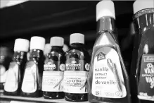  ?? THE CANADIAN PRESS ?? Pure vanilla extract is shown on a grocery store shelf in Toronto.