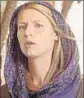  ?? Joe Alblas MCT / Showtime ?? CARRIE ( Claire Danes) is in Kabul in the season premiere of “Homeland” on Showtime.