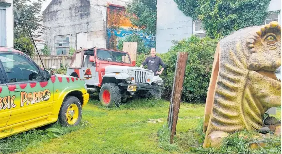  ?? ?? Ian Moore has been adding exhibits to the outdoor area at Dinosaur House in Raetihi.