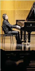  ?? BILD: SN/SF/MARCO BORRELLI ?? Arcadi Volodos Steinway-Flügel.
streichelt­e
den