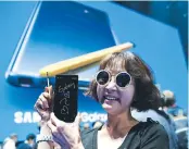  ??  ?? El Galaxy Note 9 será el teléfono inteligent­e destinado Al gran público más Caro del mundo, en su versión 512 Go.