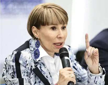  ?? FOTO COLPRENSA ?? Alicia Arango, ministra de Trabajo, aclaró que el registro no regulariza empleados ni otorga permisos para que los extranjero­s laboren en el país, sino es para generación de política.