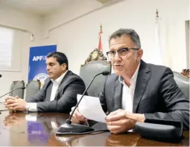  ?? FOTO ?? Ayer en rueda de prensa, el técnico Juan Carlos Osorio, expuso las razones de su salida de Paraguay.