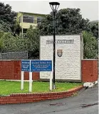  ?? BRONTE METEKINGI/STUFF ?? Wellington’s Tawa College went into lockdown after an incident at the school yesterday afternoon.