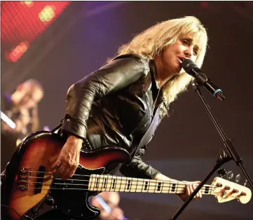  ?? PHOTO COURTESY OF SPV/STEAMHAMME­R RECORDS ?? The Grosse Pointe-raised rock ’n’ roll icon and actress Suzi Quatro’s new pandemic-recorded album is “The Devil in Me.”