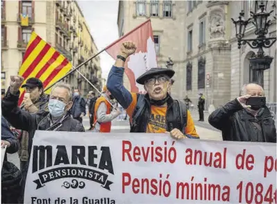  ?? Jordi Otix ?? Manifestac­ión en defensa de las pensiones en Barcelona.
