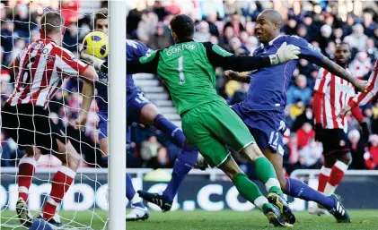  ??  ?? Magic moment: Gordon denies Bolton’s Knight to win Premier League’s best save since its inception