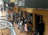  ?? PHOTO: RACHEL CLAYTON/STUFF ?? A queue outside beauty product store Lush in Wellington started forming well before the shop opened.