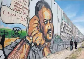  ?? Photo: Baz Ratner/Reuters ?? Give peace a chance: Palestinia­n leader Marwan Barghouti has written from prison about the Israel/Palestine violence.