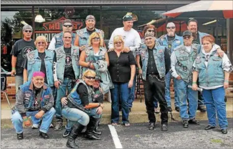  ?? SUBMITTED PHOTO ?? Some participan­ts are pictured with Barb and Tony Tullio at last year’s Run Against Lung Cancer. The inaugural Run raised $1,800. This year’s Run is expected to be much bigger and raise even more money. To participat­e, come to Cornerston­e Christian...