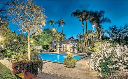  ?? Photograph­s courtesy of Bel Air Photograph­y ?? IN ENCINO, a home once owned by Dick Van Dyke sold for $6.512 million. Sergio Mendes later owned the 12,015-square-foot house.