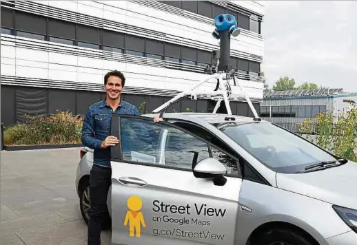  ?? Fotos: Anouk Antony ?? Michiel Sallaets, Leiter der Kommunikat­ionsabteil­ung bei Google Belux, bei seinem Besuch in Luxemburg, wo derzeit Fahrzeuge von Google Street View neue Aufnahmen machen.