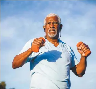  ?? ISTOCK ?? Le centre de recherche sur le vieillisse­ment engAGE de Concordia va étudier les bienfaits de l’activité physique sur le plan cognitif. Par exemple, comment l’entraîneme­nt peut aider à rester actif plus longtemps, tout comme le fait de parler plusieurs...