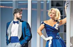  ??  ?? Happy ending: Covid delayed the stage pairing of Jay Mcguiness and Kimberley Walsh