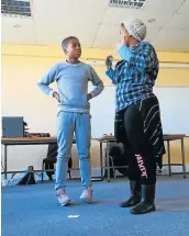  ?? Picture: SUPPLIED ?? TAKING NOTES: Budding actor Inganathi Mtshizana receives a briefing about the role he is about to audition for from ‘Knuckle City’ casting director Florence Maluleka
