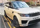  ??  ?? SMASH Star’s damaged Range Rover