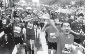  ?? XINHUA ?? Nearly five million people participat­ed in 1,102 marathons around the country in 2017, according to the Chinese Athletic Associatio­n.