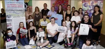  ?? (Photo Gilles Traverso) ?? Douze enfants de l’associatio­n Adrien et leurs parents font déjà partie de l’aventure Radio Adrien.