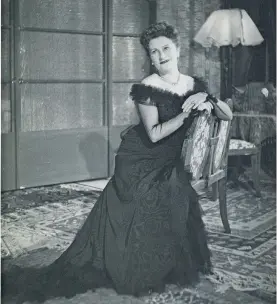  ?? ?? Med njenimi številnimi upodobitva­mi iz del Ivana Cankarja je bila tudi Grudnovka v komediji Za narodov blagor.